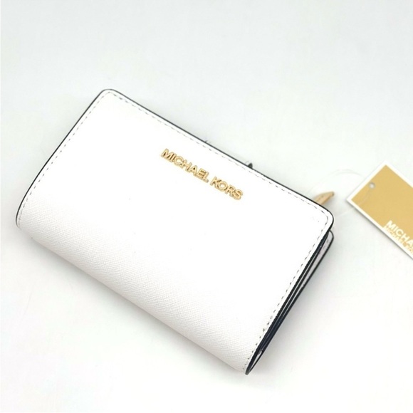 Michael Kors Bifold Zip Chain Wallet Optic White - Picture 8 of 9
